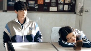 Стал жить с одноклассницей, которую любил 8 лет [клип к дораме 'Первый мороз']