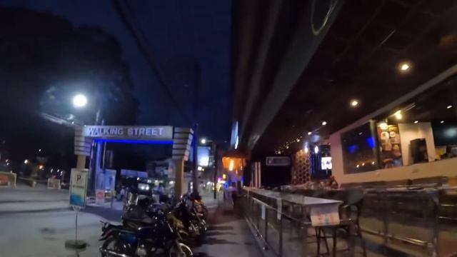 Walking trip ph / Walking Street Fields Ave Angeles City Philippines 2021 смотреть онлайн
