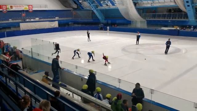 27.02.2021 Рыбинск Сочинский Олимп зона "Запад" ДевМладший 500м 1/2 2забег Щеглова смотреть онлайн