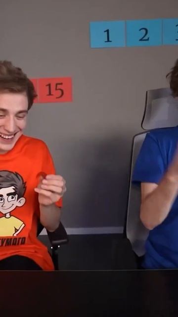 ПЕРЕЦ ЧИЛИ. КРАСНАЯ vs СИНЯЯ ЕДА Челлендж ! смотреть онлайн