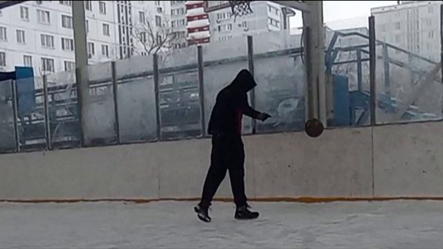 Б𝖆𝖈𝖐𝖊тб𝖔л 𝕳𝖆 льд𝖞 смотреть онлайн