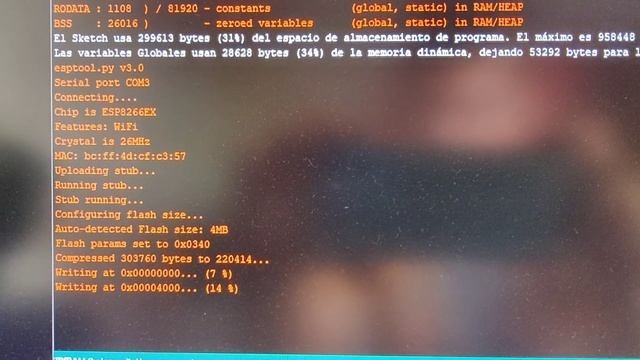 Servidor web con esp8266 para encender LEDs a través de la red Wifi смотреть онлайн