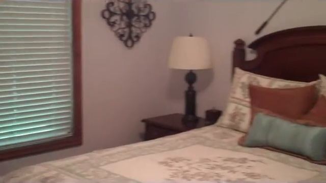 Newer Chalet for Sale, One Block From the Lake! смотреть онлайн