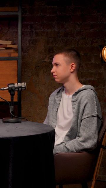 ХЕЙТ или ЛЮБОВЬ? 😛❣️ РЕАКЦИЯ ЗРИТЕЛЕЙ ГЛАЗАМИ ГРИГОРИЯ СТОЛБОВА #хейтер #любовь #зрители #интервью смотреть онлайн