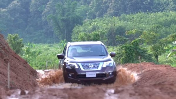 2018 Nissan Terra : Test Drive