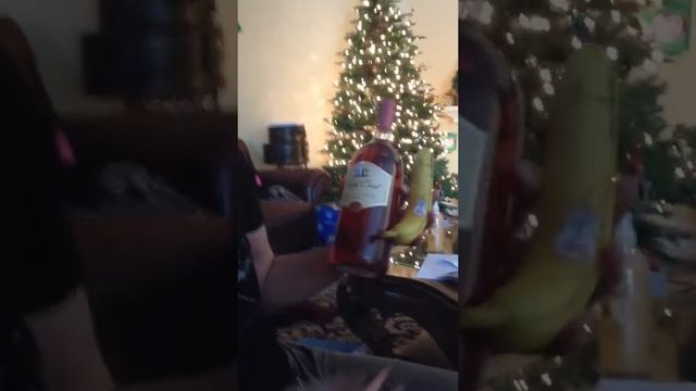 Cleetus Corleone has issues with White Zinfandel смотреть онлайн