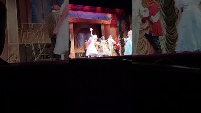 Спектакль Золушка в драмтеатре🏛️ смотреть онлайн