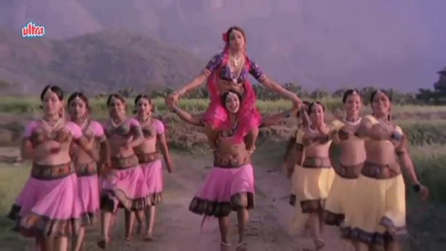 INDIAN ACTRESS LIFT AND CARRY | ACTRESS SHOULDER RIDE | LIFT AND CARRY | LIFT AND CARRY INDIA