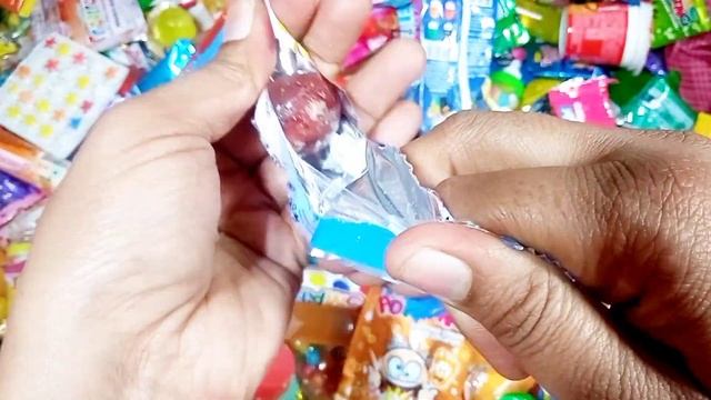 Chupa chups strawberry Cherry Cola flavour bubble gum filled lollipop yummy❤❤❤❤❤❤❤❤❤❤❤ смотреть онлайн