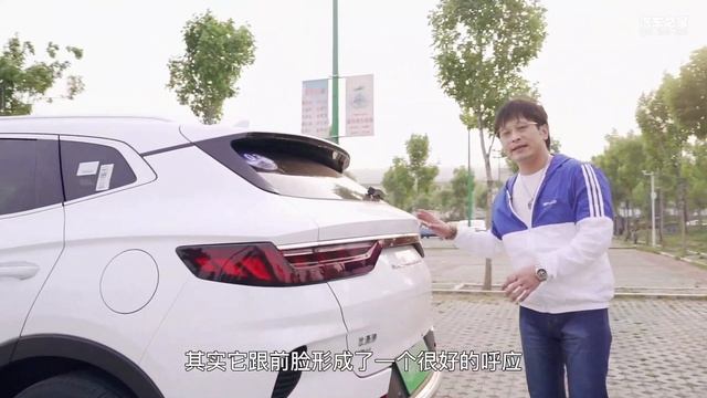 比亚迪宋PLUS DM i值得买吗？有啥优缺点？刘一实车评测给出建议 смотреть онлайн
