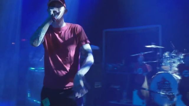 Clip - Fred Durst Explosion