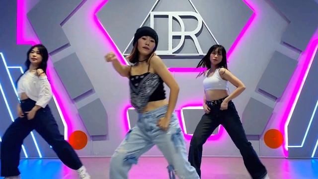 LE SSERAFIM (르세라핌) ‘EASY’ | K-POP DANCE COVER