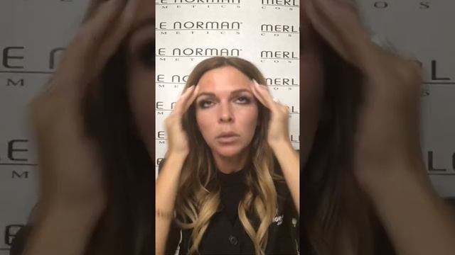 Merle Norman’s Soft Focus Powder смотреть онлайн