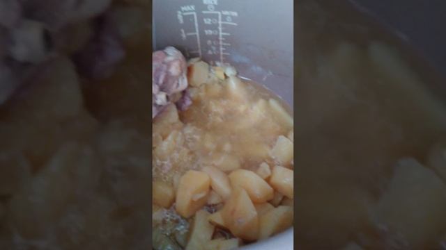 ВКУСНЫЙ КАРТОФЕЛЬ ИЗ МУЛЬТИВАРКИ смотреть онлайн