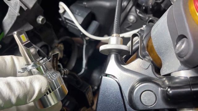 《motovlog》【ZX-10R】HID屋さんの爆光LED（19600lm）に交換してみる смотреть онлайн