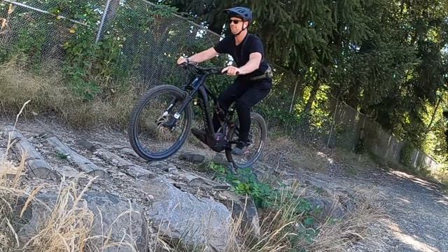 Marzocchi BOMBER 888 Vs Rockshox BoXXer