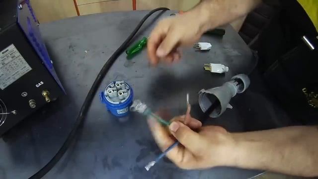 Aprenda Como Identificar Qual Tomada Colocar no Equipamento de Solda / Mig 200 Flex Boxer Soldas смотреть онлайн