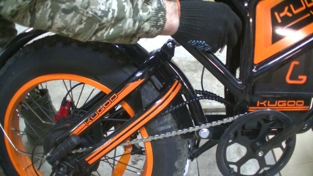 Kugoo V5 замена улучшенного  амортизатора и выноса руля.