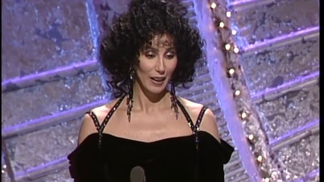 Cher Wins Best Actress Motion Picture Musical or Comedy - Golden Globes 1988 смотреть онлайн