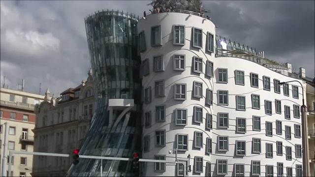 Каникулы в Праге смотреть онлайн
