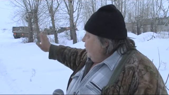 Сюжет «На краю района» 24.12.14 (16+) смотреть онлайн