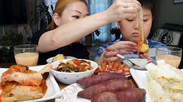 Korean MUKBANG| sweet potato | 고구마 |сладкий картофель | не АСМР смотреть онлайн