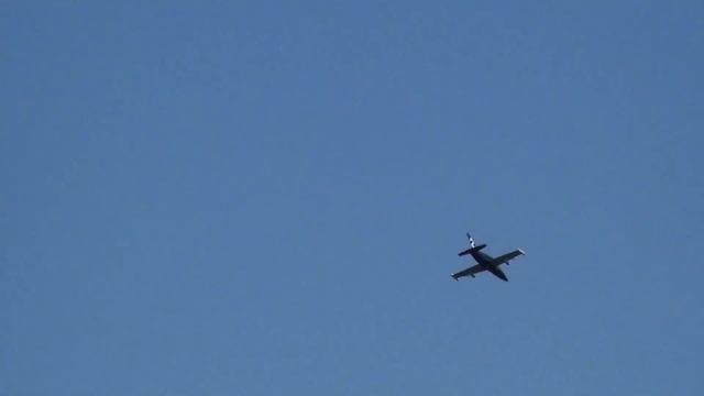 Mick and his TURBINE HSD JETS L-39 смотреть онлайн