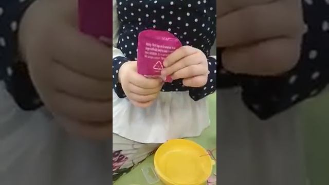 Показываю вам, что внутри пончиков Pikmi Pops! Смотрите, сколько интересного внутри!