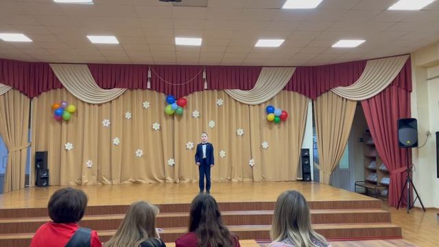 "Снегирь" А.Барто. Читает Матвей Жадецкий (8 лет) смотреть онлайн