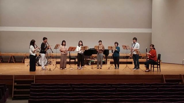 I met a Bear in Manhattan 「森のくまさん」 смотреть онлайн