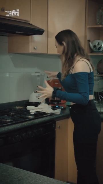 DING DONG / Alguien Llama A La Puerta / Video Completo En El Canal #shorts смотреть онлайн