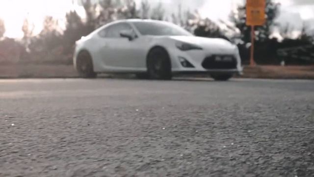 SILVER TOYOTA FT86 // RAFFMEDIA смотреть онлайн