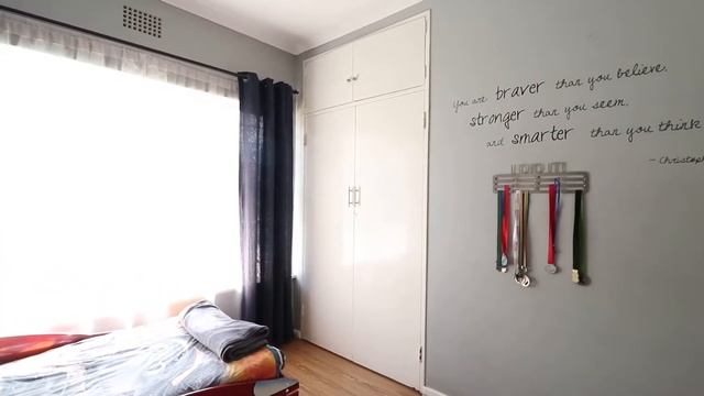 5 Malva Road смотреть онлайн