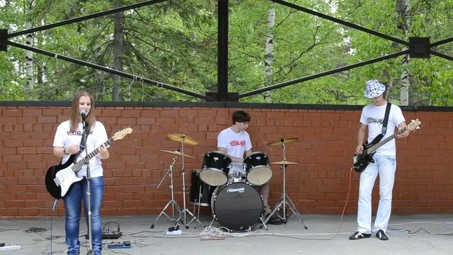 группа Assilium (Cover Beatles - let it be) смотреть онлайн