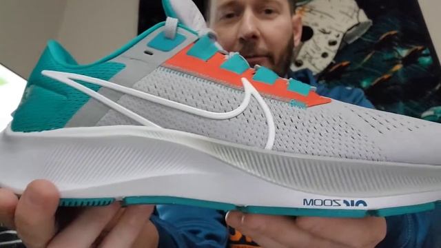 Miami Dolphins {2023 or 2024 Superbowl Champs} Pegasus 36 & 38 shoe review (MUST HAVE) смотреть онлайн