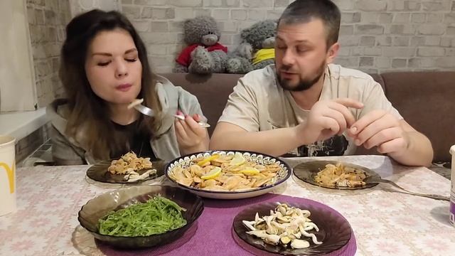 Мукбанг. Ужин из морепродуктов) Наконец-то пришел новый телефон🥳🥳🥳 смотреть онлайн