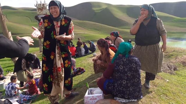 Наврузи Офтобруя смотреть онлайн