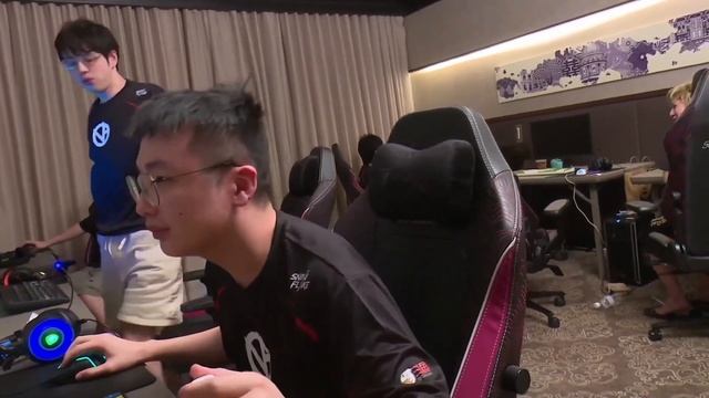 Erika all chat "bye bye kuku"- Vici Gaming eliminates T1 from Last Chance Qualifier смотреть онлайн