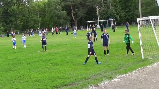 Газовик-ДЮСШ(Петровск) - Сокол 2005-2(Саратов)/2:0/(1тайм)08-06-2016 смотреть онлайн