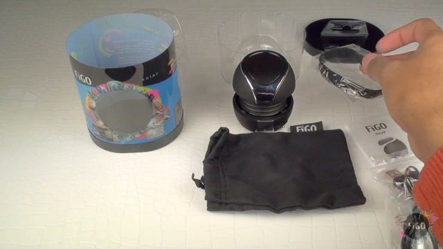 Unboxing of the FiGO Solar Mini Speaker смотреть онлайн
