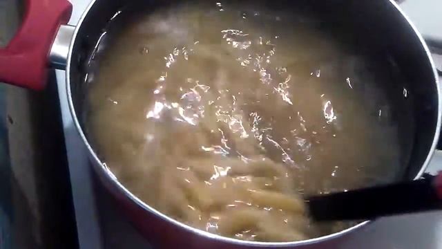 I found bugs in my H-E-B pasta смотреть онлайн
