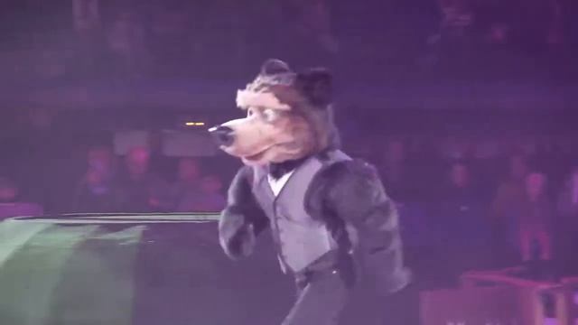 Masha and The Bear Live Performance on Ice #2 смотреть онлайн