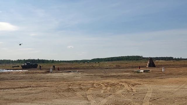 динамическое показательное выступление на выставке вооружений армия 2022, ч. 2 смотреть онлайн