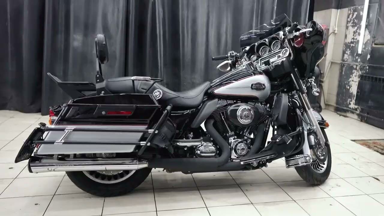 Detailing Harley Davidson