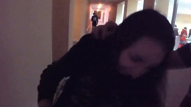 приключение жирного Дениса в техе смотреть онлайн