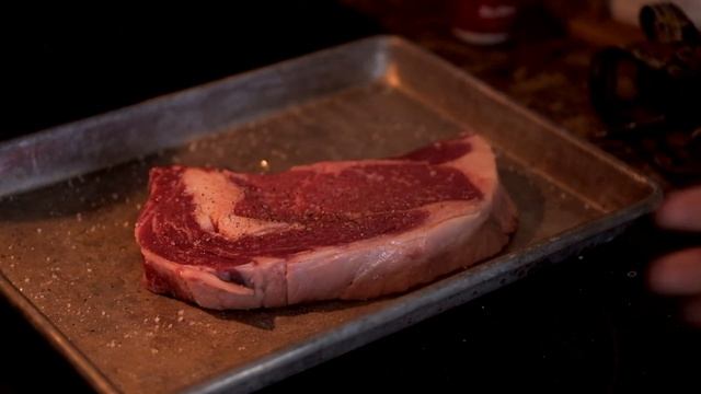 How To Cook A Restaurant Quality Steak Dinner At Home! смотреть онлайн
