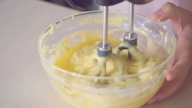 Glazed Lime Madeleines Recipe | Recette madeleines au citron vert смотреть онлайн