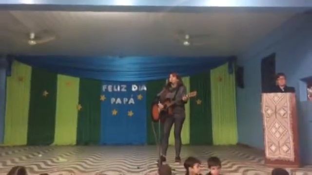 Día del padre Edyr cantando En tanto el tiempo se me va смотреть онлайн