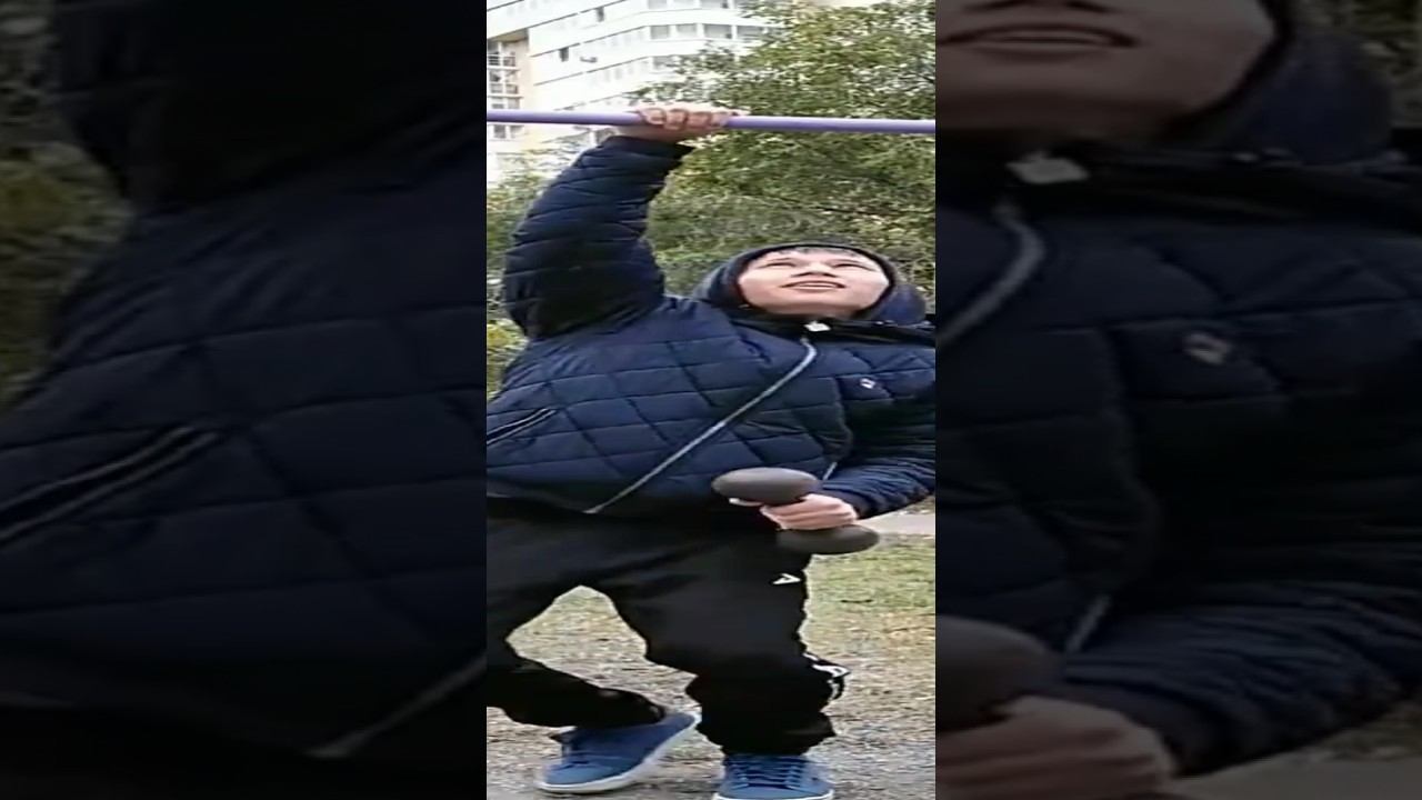 2 one arm pull ups (1 right arm, 1 left arm) смотреть онлайн