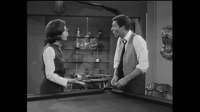Mary Tyler Moore & Dick Van Dyke Tribute - Middle